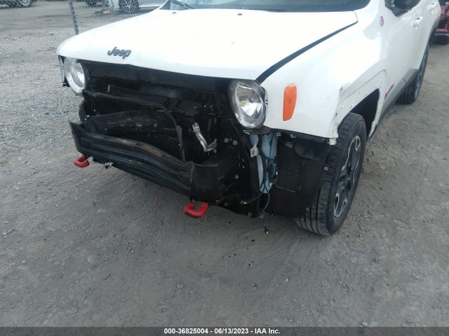ZACCJBCTXFPB79680 Jeep Renegade Trailhawk