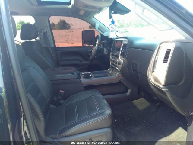 1GT12UEG8HF105549 GMC Sierra 2500hd Denali
