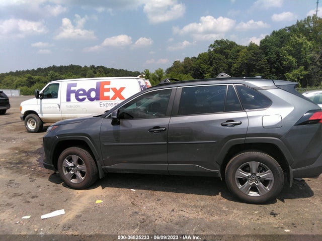 2022 TOYOTA RAV4 XLE VIN: 2T3W1RFV6NC200447