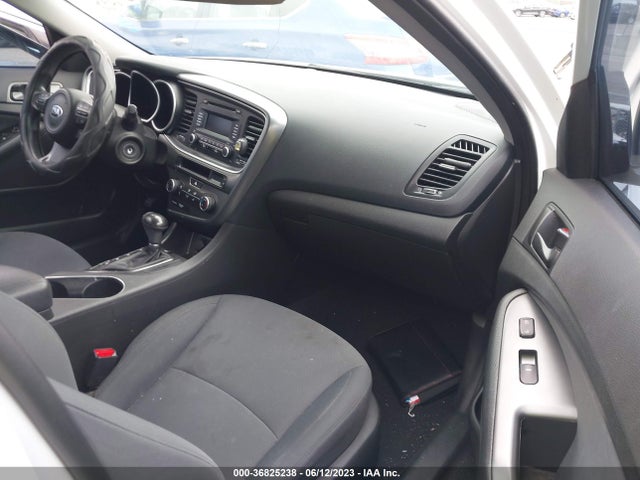 KIA Optima Lx 2015 KNAGM4A71F5646176 Image 6