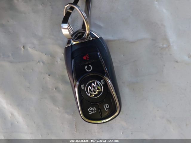 1G4ZP5SS6HU143176 Buick Lacrosse Essence