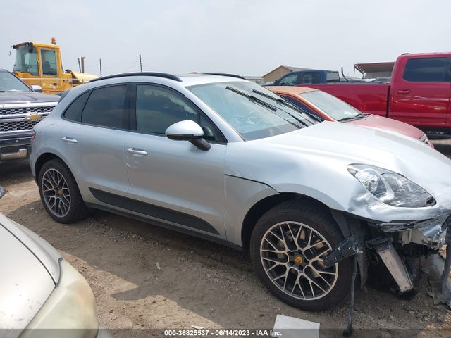2017 PORSCHE MACAN S VIN: WP1AB2A59HLB12244