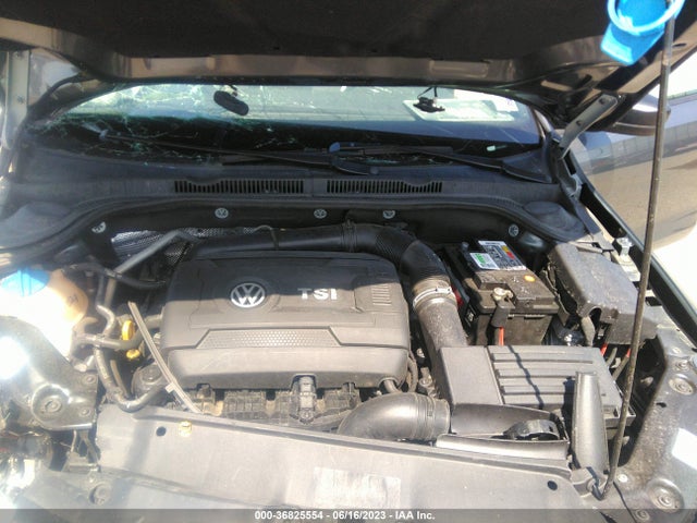 3VWD17AJ4GM326886 Volkswagen Jetta Sedan 1.8t Sport