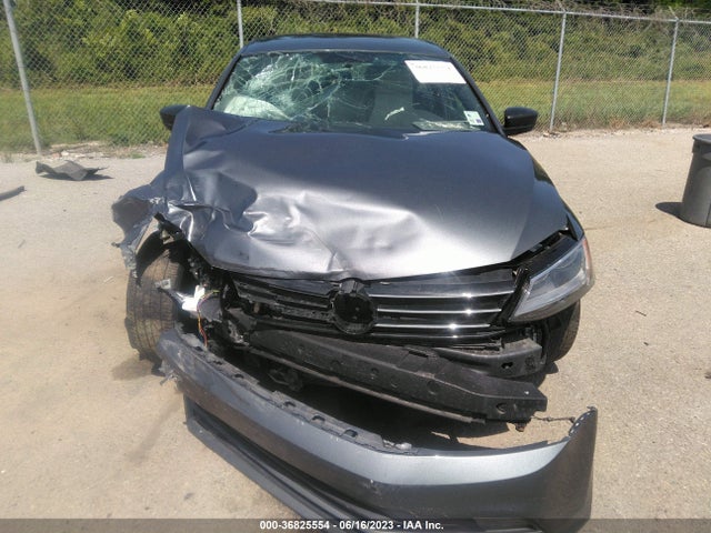 3VWD17AJ4GM326886 Volkswagen Jetta Sedan 1.8t Sport