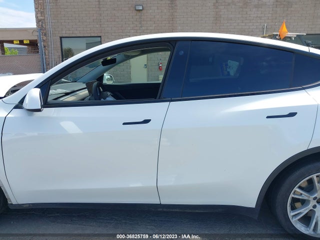 5YJYGAEE5MF207810 Tesla Model Y Long Range