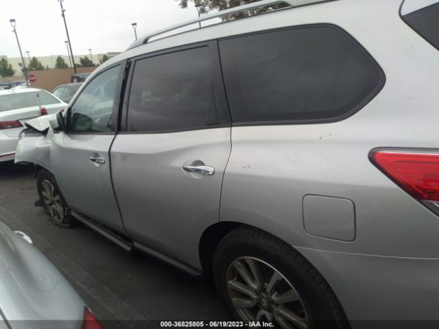 5N1AR2MN5FC657021 Nissan Pathfinder S