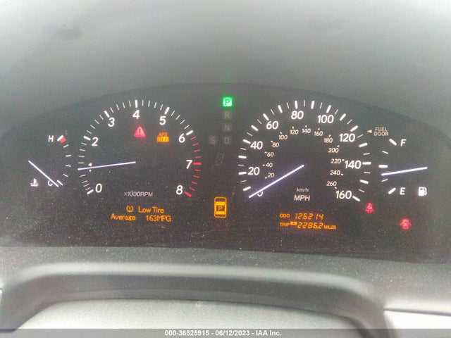 2004 LEXUS LS 430 VIN: JTHBN36FX40161824