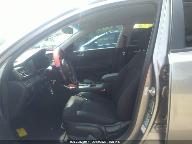 KIA Optima Lx 2017 5XXGT4L33HG167692 Image 5