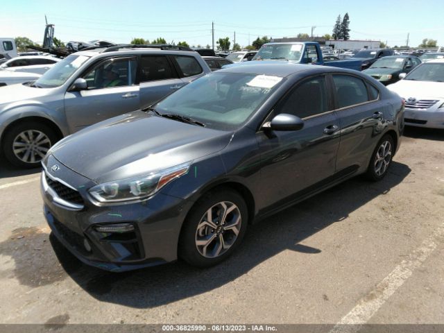 3KPF24ADXKE118239 KIA Forte Lxs