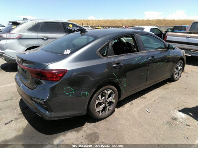 3KPF24ADXKE118239 KIA Forte Lxs