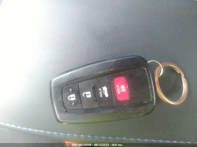 Toyota COROLLA SE 2021 5YFP4MCE6MP084564 Image 3