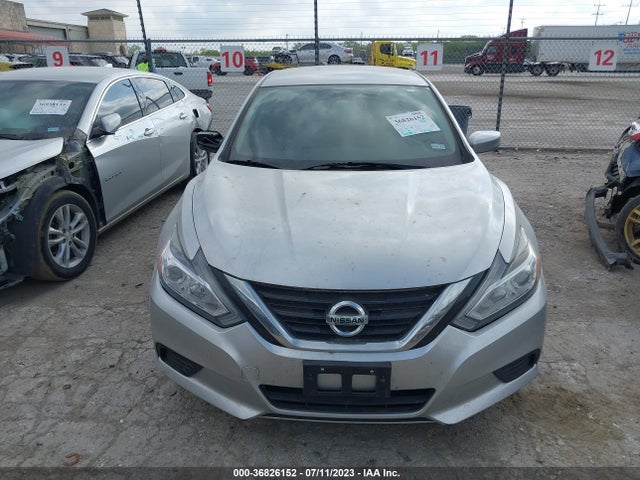 Nissan Altima 2.5 S 2018 1N4AL3AP4JC287034 Image 11