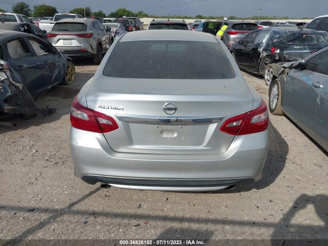 Nissan Altima 2.5 S 2018 1N4AL3AP4JC287034 Image 15