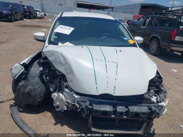 1FADP3N2XEL130095 Ford Focus Titanium