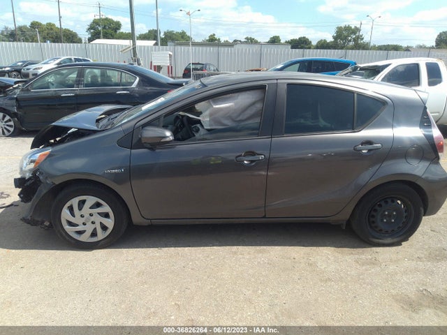 Toyota Prius C One/two/three/four 2015 JTDKDTB30F1585042 Image 7