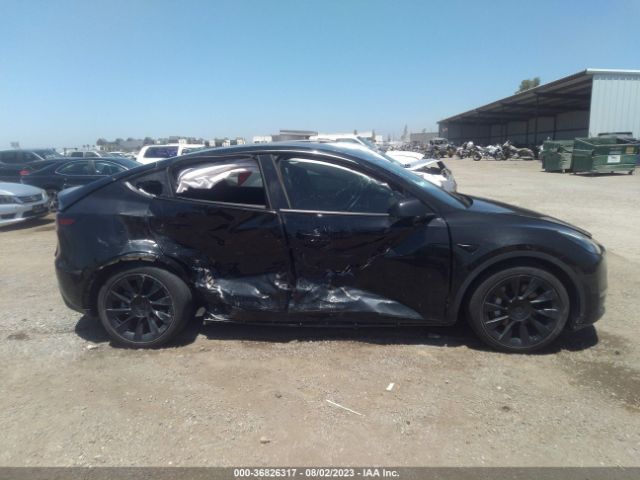 7SAYGDEE9NF341516 Tesla Model Y Long Range