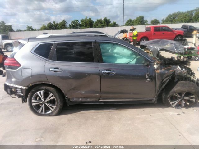 5N1AT2MV9HC886998 Nissan Rogue Sl