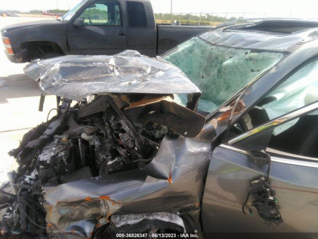 5N1AT2MV9HC886998 Nissan Rogue Sl