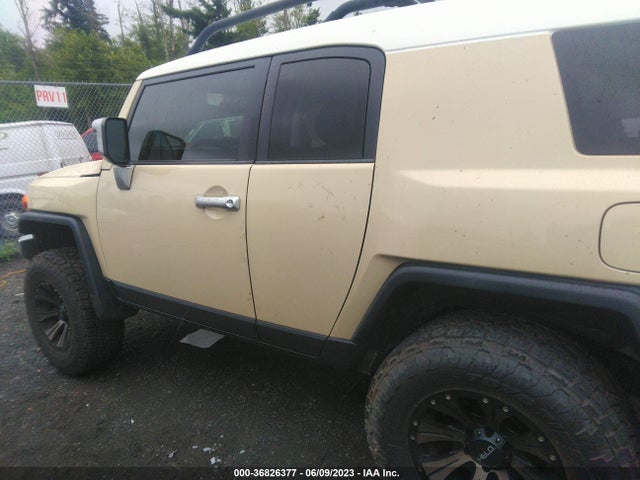 2008 TOYOTA FJ CRUISER VIN: JTEBU11FX8K014070