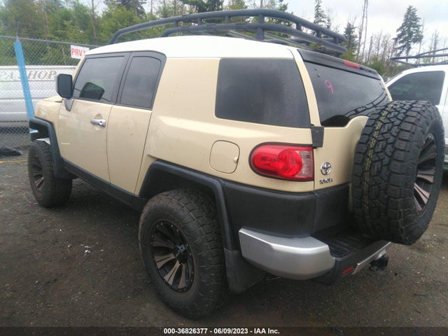 2008 TOYOTA FJ CRUISER VIN: JTEBU11FX8K014070