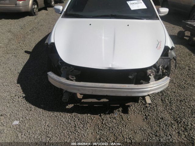 1C3CDFEB8FD242006 Dodge DART GT