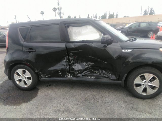 KNDJN2A27G7389707 KIA Soul Base