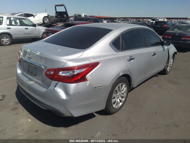 1N4AL3AP8HN366995 Nissan Altima 2.5 S