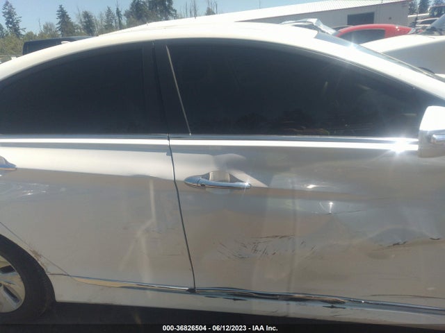Hyundai SONATA HYBRID 2014 KMHEC4A46EA109856 Image 5