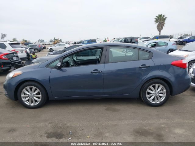 KNAFX4A67G5461884 KIA FORTE LX