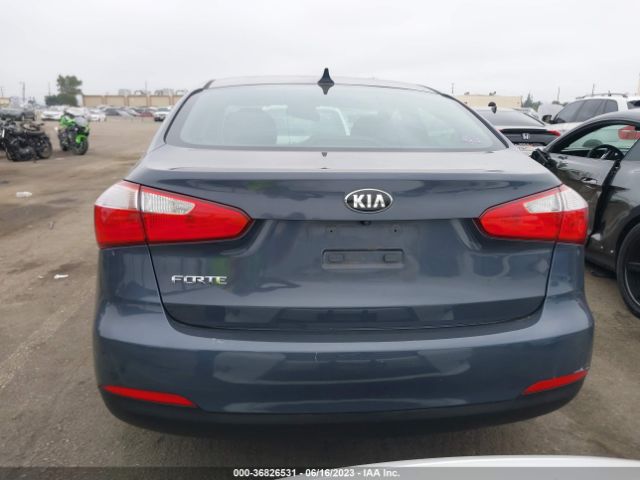 KNAFX4A67G5461884 KIA FORTE LX