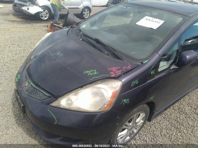 2010 HONDA FIT SPORT VIN: JHMGE8G48AC032278