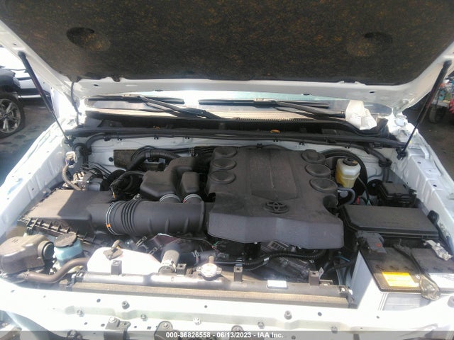 Toyota 4runner Sr5 Premium 2022 JTEFU5JR8N5270611 Image 10