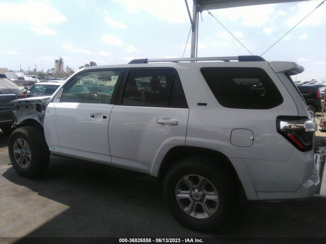 Toyota 4runner Sr5 Premium 2022 JTEFU5JR8N5270611 Image 15