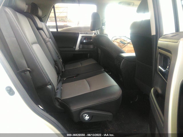 Toyota 4runner Sr5 Premium 2022 JTEFU5JR8N5270611 Image 8