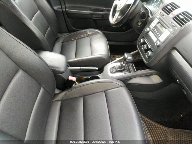 2010 VOLKSWAGEN JETTA SEDAN LIMITED VIN: 3VWAX7AJ5AM141190