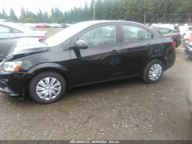 Chevrolet SONIC LS 2017 1G1JB5SG8H4166625 Image 14