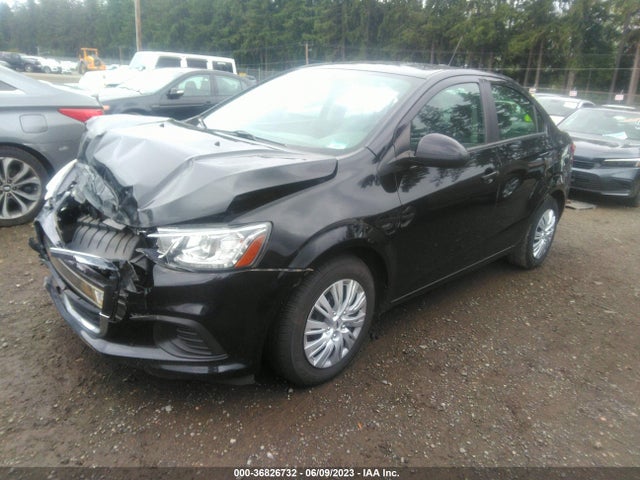 Chevrolet SONIC LS 2017 1G1JB5SG8H4166625 Image 2