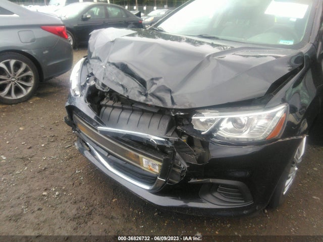Chevrolet SONIC LS 2017 1G1JB5SG8H4166625 Image 6