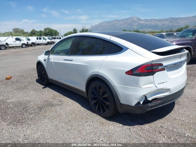 5YJXCAE21JF112914 Tesla Model X 75d/100d/p100d