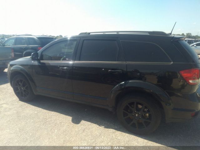 3C4PDCBBXKT779156 Dodge JOURNEY SE