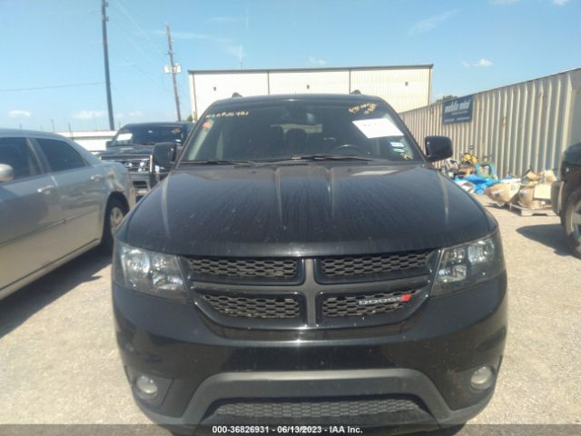 3C4PDCBBXKT779156 Dodge JOURNEY SE