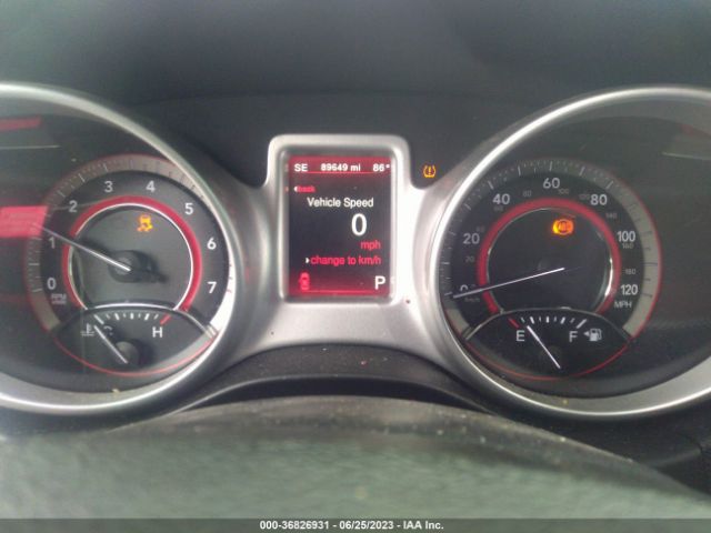 3C4PDCBBXKT779156 Dodge JOURNEY SE