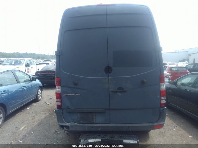2018 MERCEDES-BENZ SPRINTER CARGO VAN VIN: WD3PE7CD1JP641832