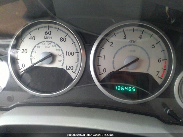 2008 CHRYSLER TOWN & COUNTRY LX VIN: 2A8HR44H38R604085
