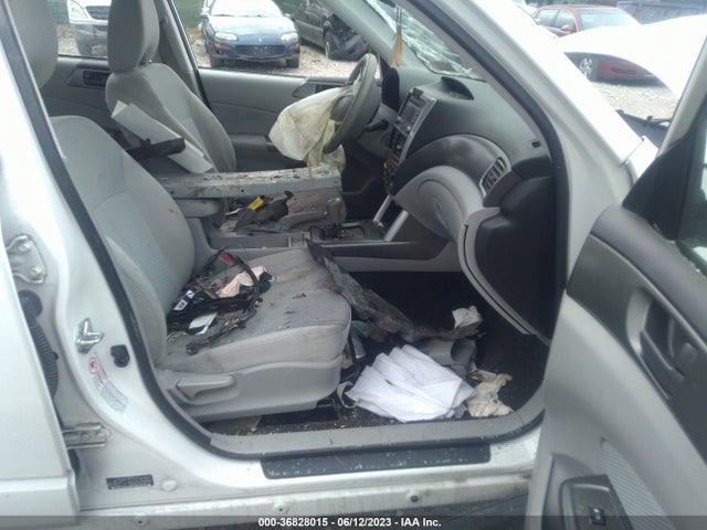 2011 SUBARU FORESTER 2.5X VIN: JF2SHABC0BH776424