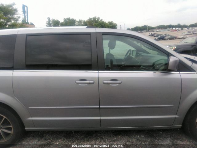 2C4RDGCG2HR545910 Dodge Grand Caravan Sxt
