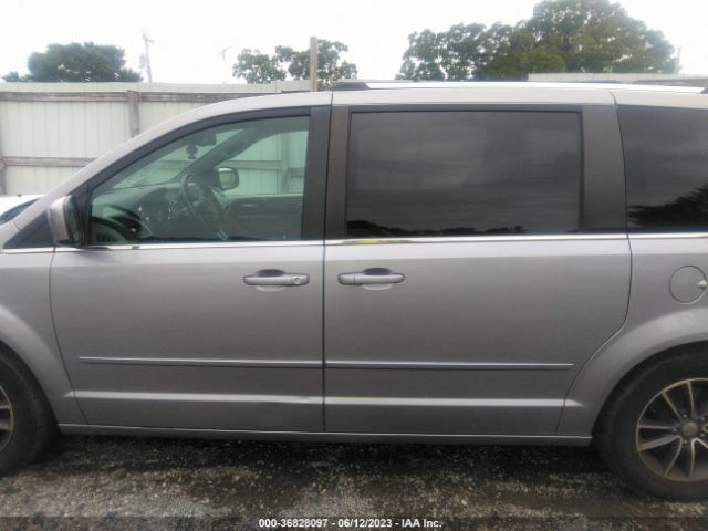 2C4RDGCG2HR545910 Dodge Grand Caravan Sxt