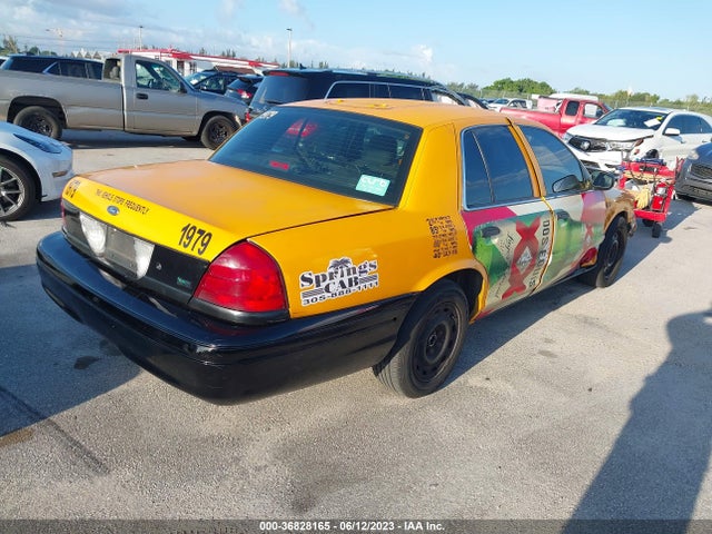 2008 FORD POLICE INTERCEPTOR VIN: 2FAFP71V88X122651