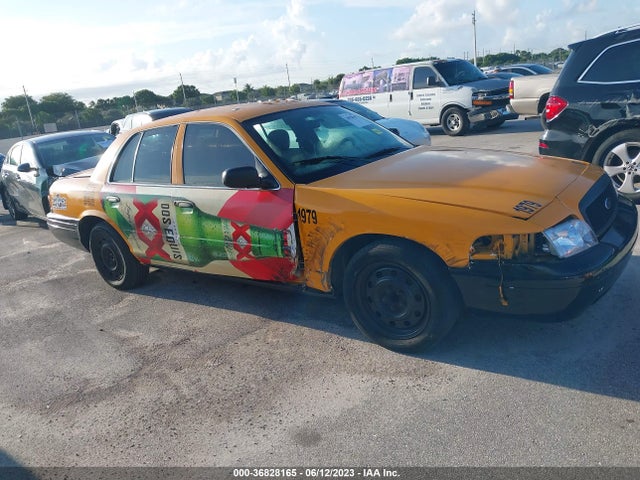 2008 FORD POLICE INTERCEPTOR VIN: 2FAFP71V88X122651