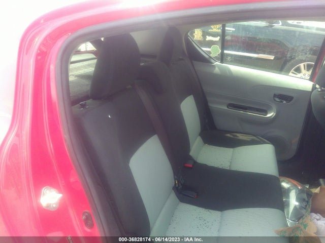 Toyota Prius C One/three/two/four 2014 JTDKDTB37E1570049 Image 14